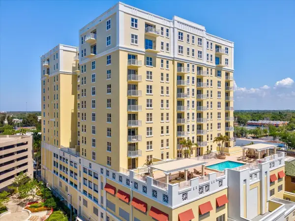 628 Cleveland Street #1011, CLEARWATER, FL 33755