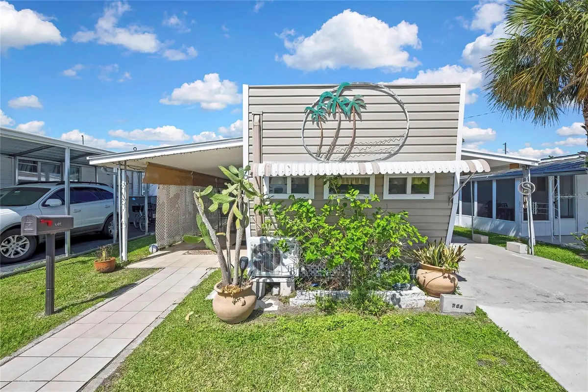800 32nd Avenue S #606, Saint Petersburg, FL 33705 - #1