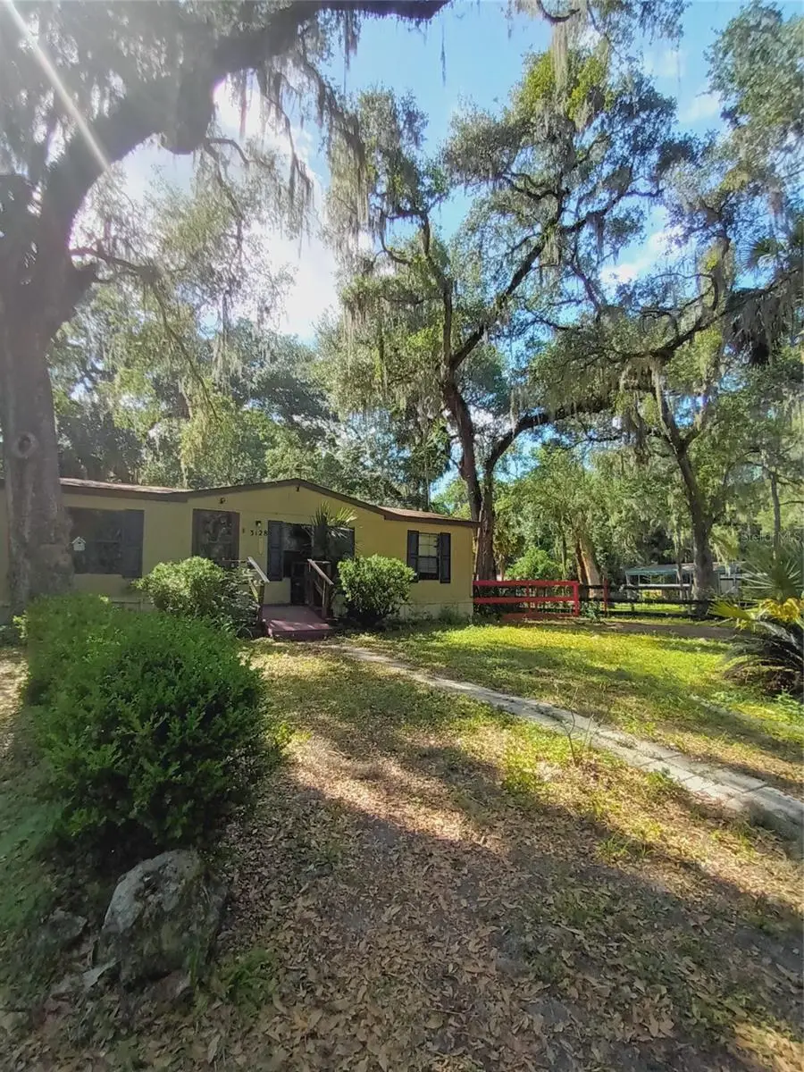 3128 Cr 418, Lake Panasoffkee, FL 33538 - #2