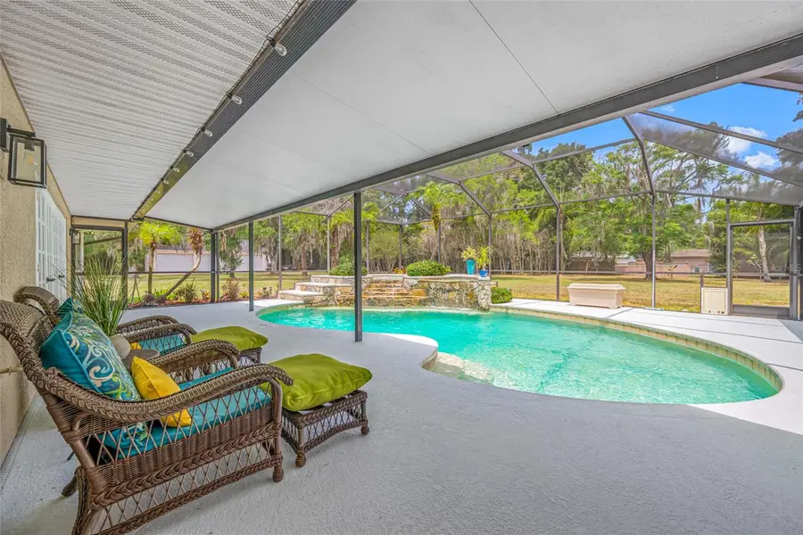 15314 Lake Magdalene Boulevard, Tampa, FL 33618 - #3