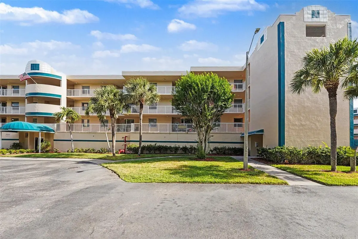 6205 Shoreline Drive #1106, Saint Petersburg, FL 33708 - #1