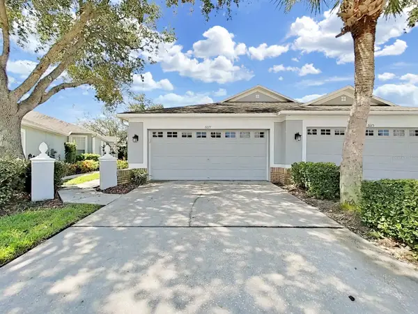 6077 Sandhill Ridge Drive, LITHIA, FL 33547