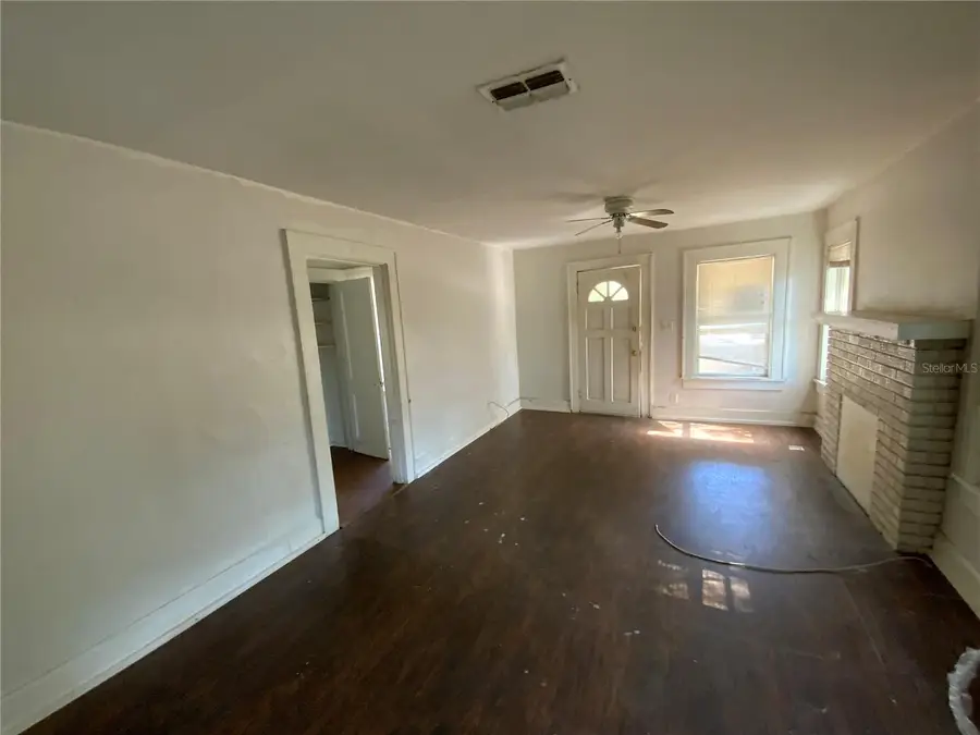 610 28th Avenue S, Saint Petersburg, FL 33705 - #2