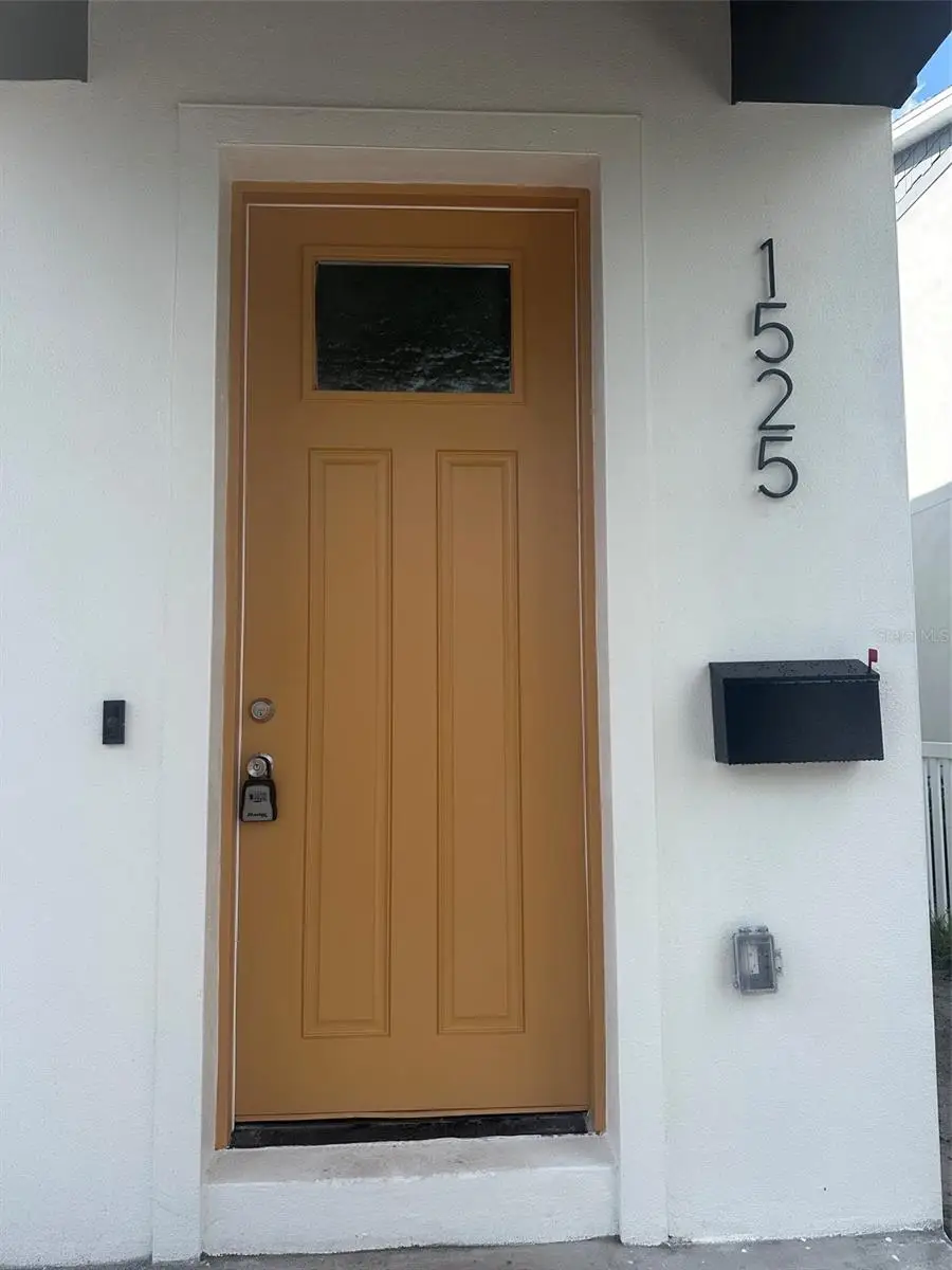 1525 29th Avenue N, Saint Petersburg, FL 33704 - #2