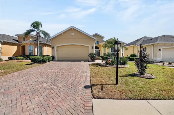 1525 Emerald Dunes Drive, SUN CITY CENTER, FL 33573