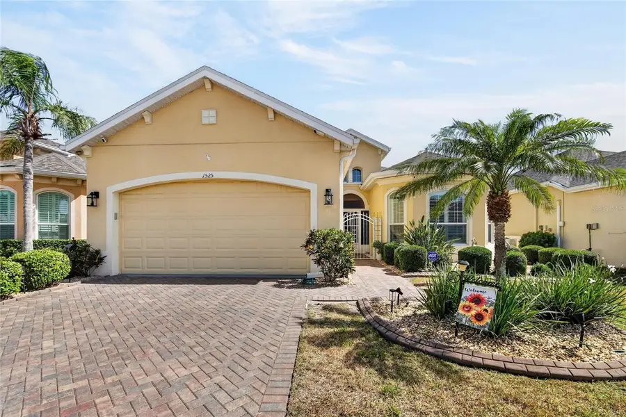 1525 Emerald Dunes Drive, Sun City Center, FL 33573 - #2