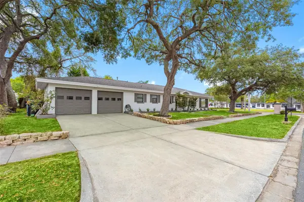1005 Apache Trail, CLEARWATER, FL 33755