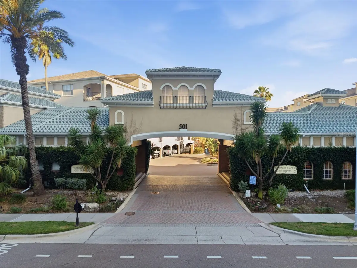 501 Knights Run Avenue #1332, Tampa, FL 33602 - #1