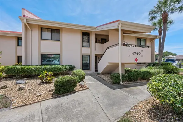 4740 Brittany Drive S #31, ST PETERSBURG, FL 33715