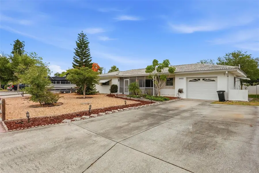 11422 62nd Avenue, Seminole, FL 33772 - #2