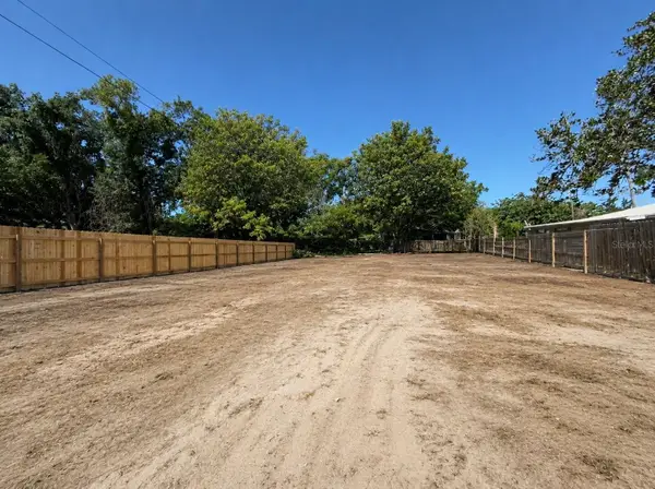 1214 Tedrow Road, LAKELAND, FL 33805