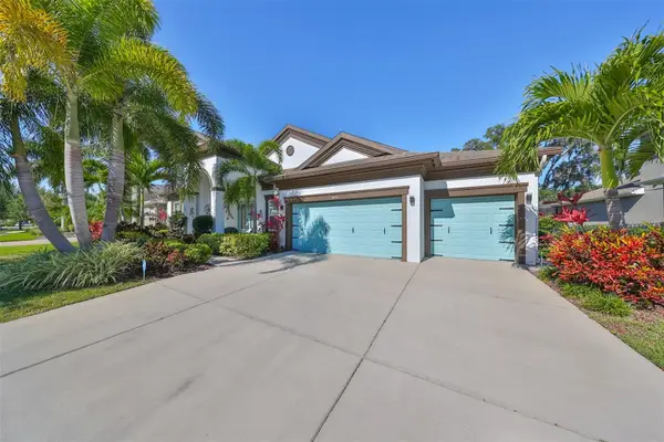 6646 Park Strand Drive, APOLLO BEACH, FL 33572