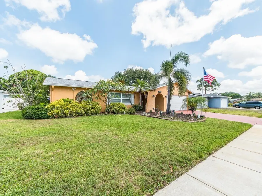 12435 Monarch Circle, Seminole, FL 33772 - #3