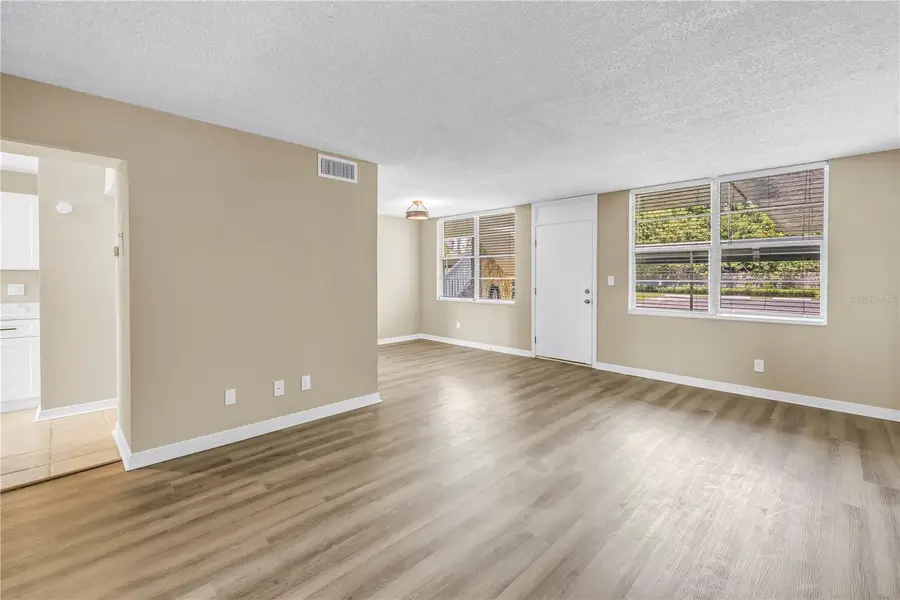 4720 Locust Street Ne #116, Saint Petersburg, FL 33703 - #2