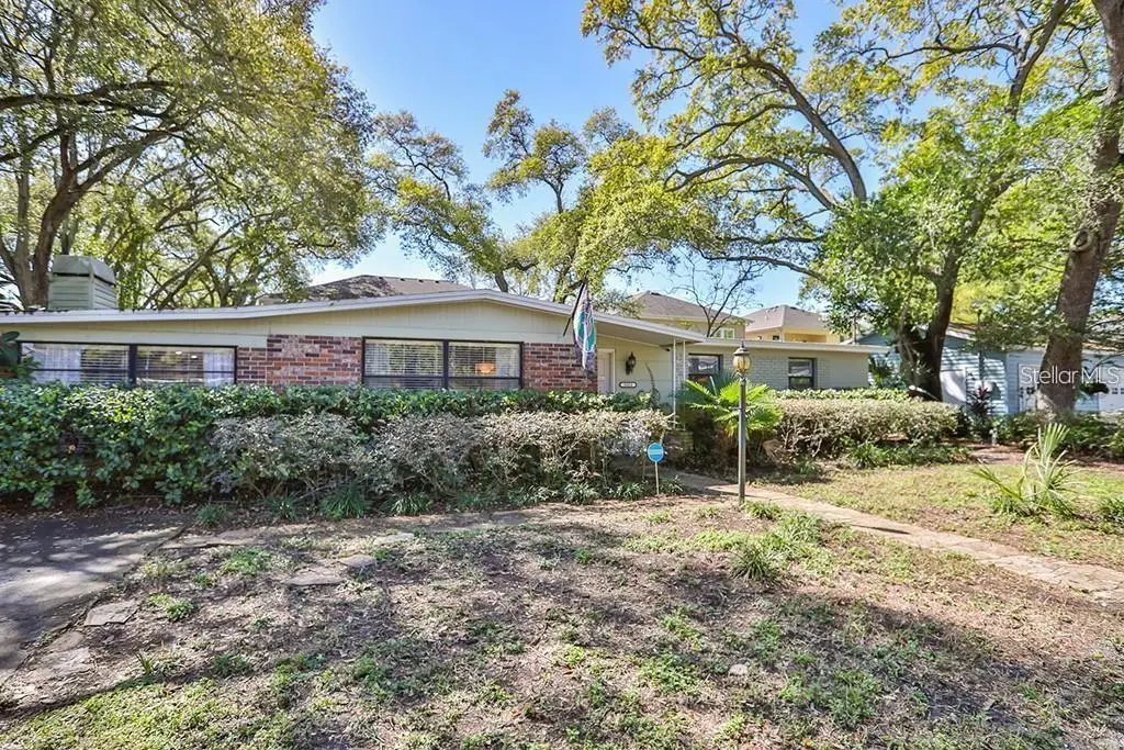 3214 W Coachman Avenue, Tampa, FL 33611 - #1