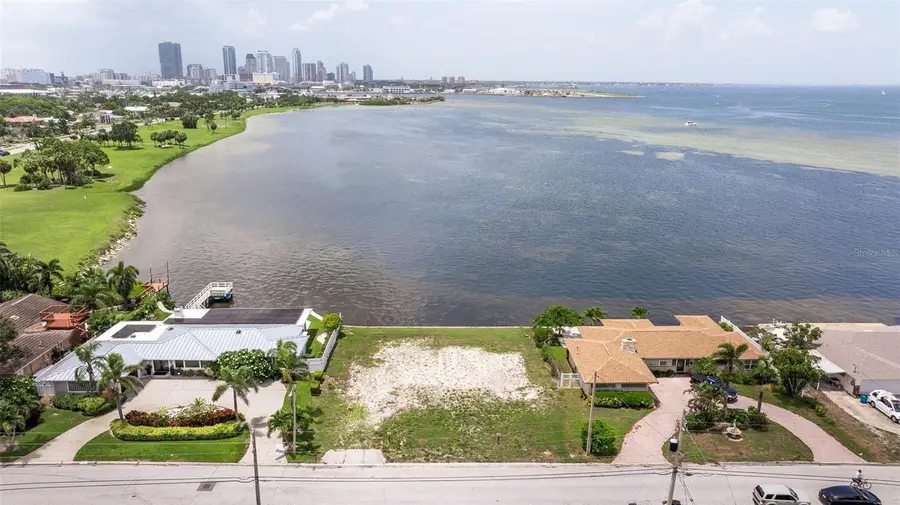 353 22nd Avenue Se, Saint Petersburg, FL 33705 - #3
