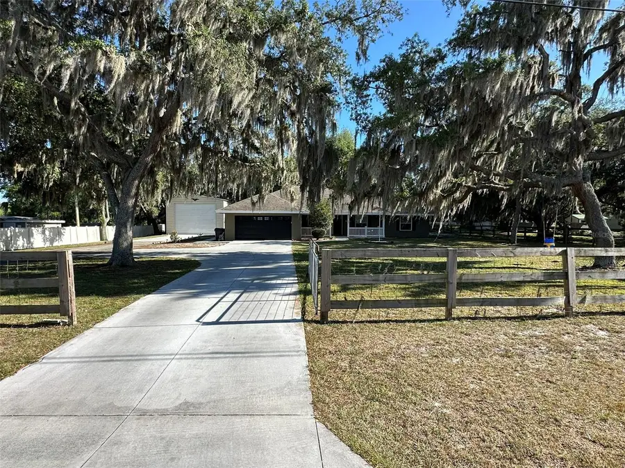 203 Kent Road, Lakeland, FL 33809 - #2