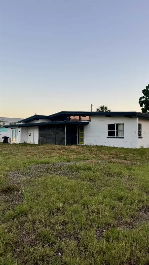 4830 Chancellor Street Ne, ST PETERSBURG, FL 33703