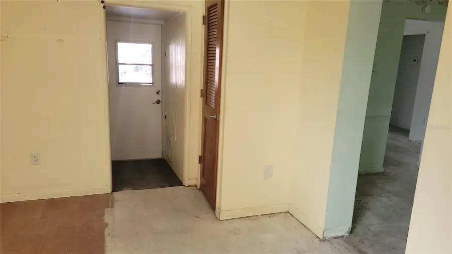 9850 Lily Street N #117, Pinellas Park, FL 33782 - #3