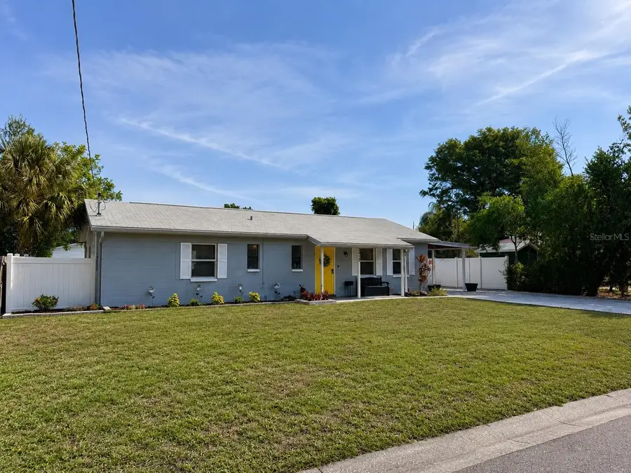 3913 W Leila Avenue, Tampa, FL 33616 - #2