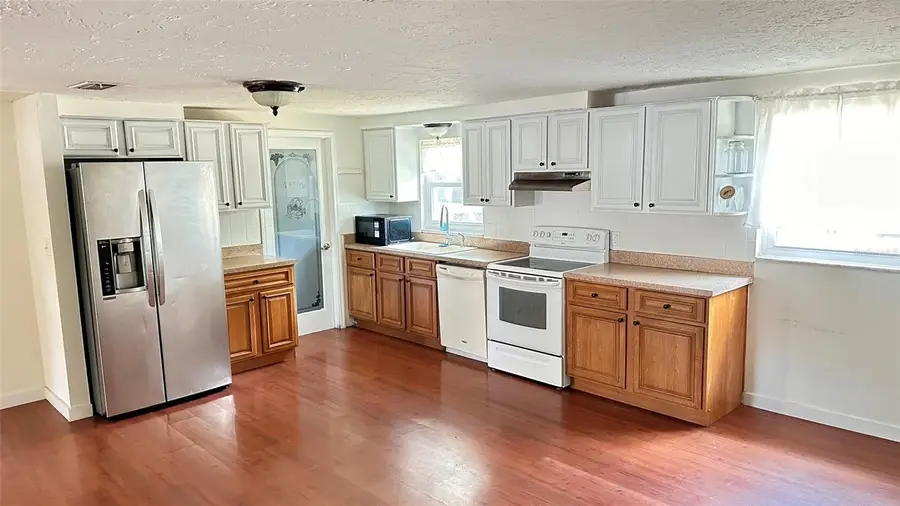 5891 93rd Avenue N, Pinellas Park, FL 33782 - #2