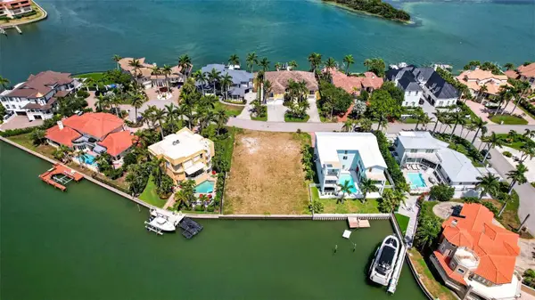 1 1st Avenue S, TIERRA VERDE, FL 33715