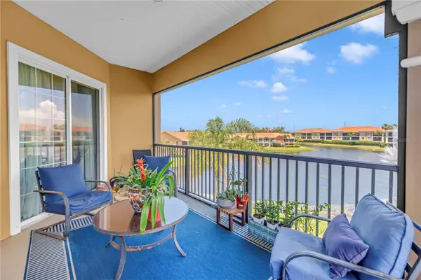 10 Franklin Court S #63D, ST PETERSBURG, FL 33711