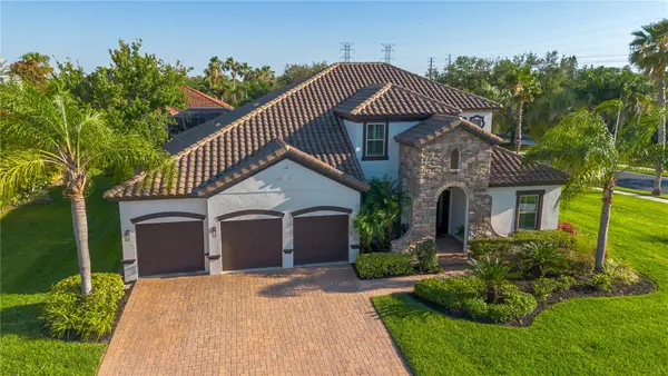 105 Mobbly Bay Drive, OLDSMAR, FL 34677