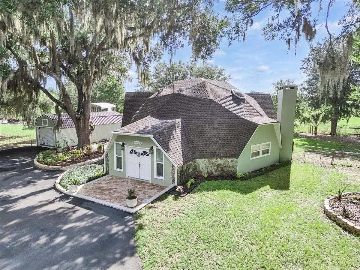 10424 Lyons Avenue, Lithia, FL 33547 - #1