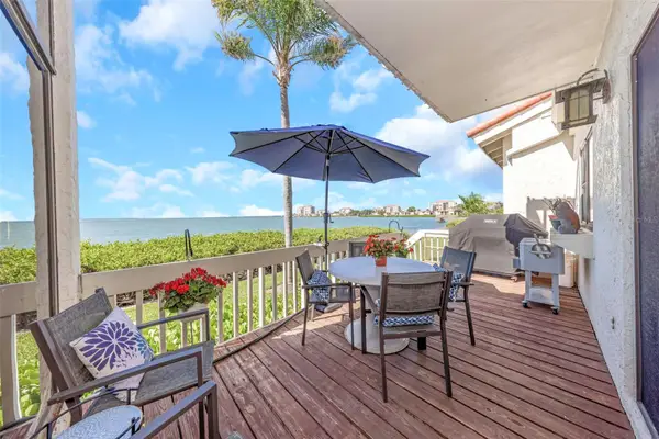 5650 Escondida Boulevard S, ST PETERSBURG, FL 33715