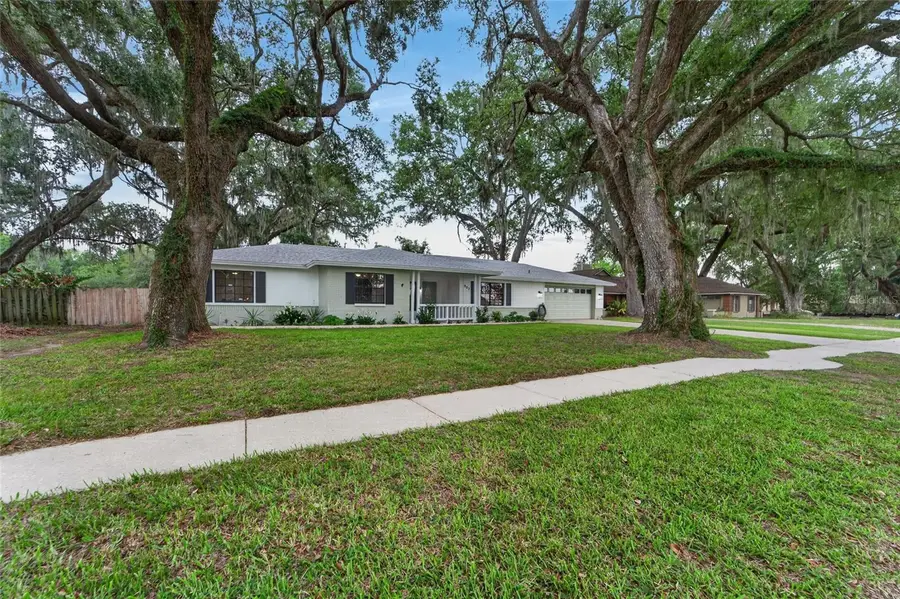 903 Old Darby Street, Seffner, FL 33584 - #2