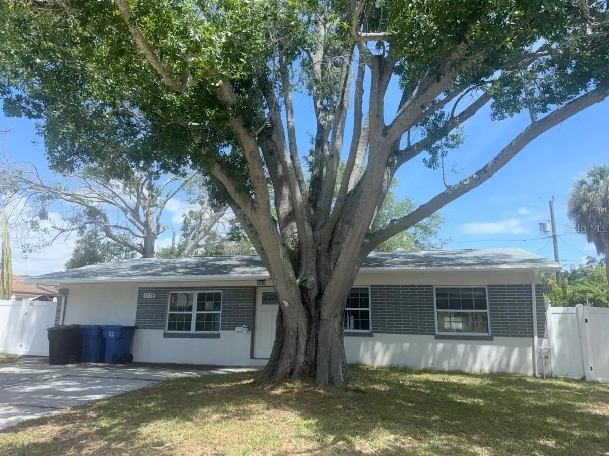 1779 Shore Acres Boulevard Ne, Saint Petersburg, FL 33703 - #1