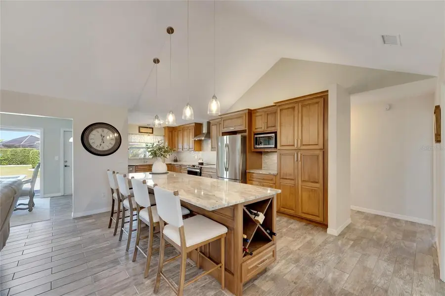 2002 E View Drive, Sun City Center, FL 33573 - #3