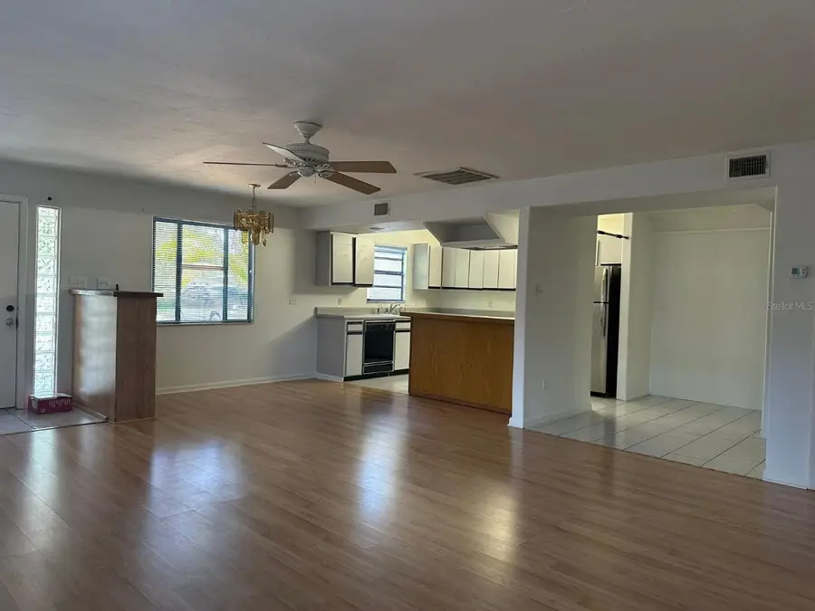 2574 Hawthorne Street, Sarasota, FL 34239 - #3
