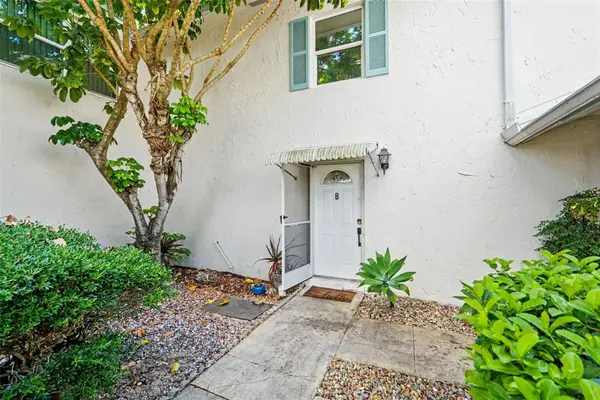 3267 39th Street S #B, ST PETERSBURG, FL 33711