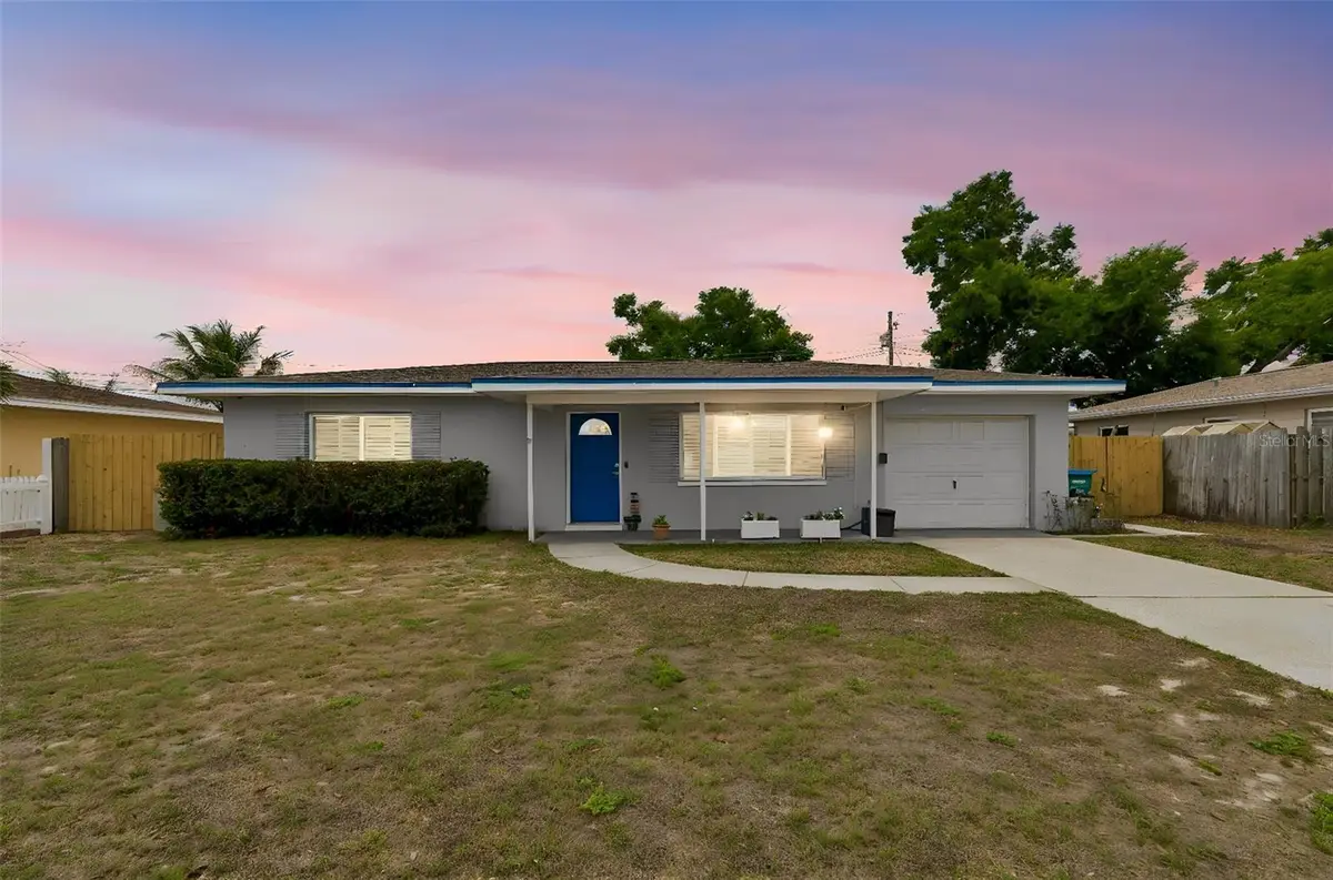 10984 88th Avenue, Seminole, FL 33772 - #1