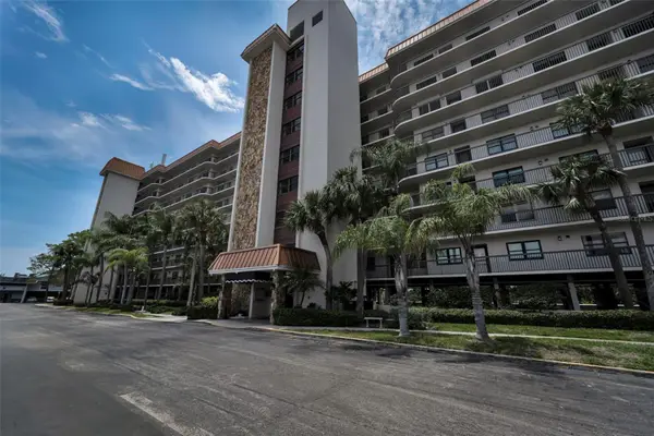 5400 Park St. North #303, ST PETERSBURG, FL 33709