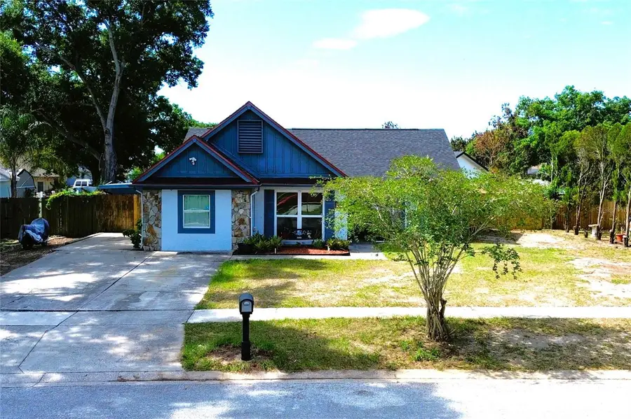 851 Sunridge Point Drive, Seffner, FL 33584 - #2