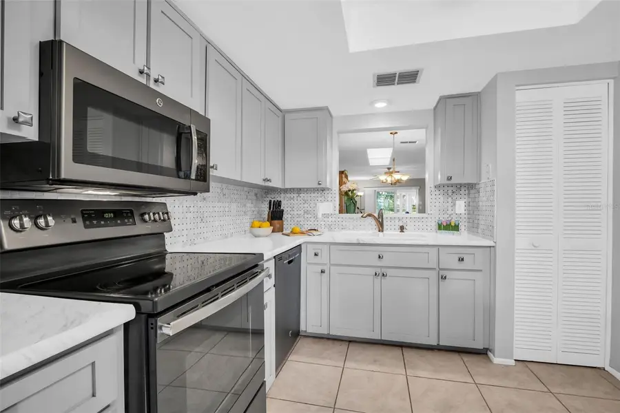 860 Maclaren Drive N #B, Palm Harbor, FL 34684 - #2