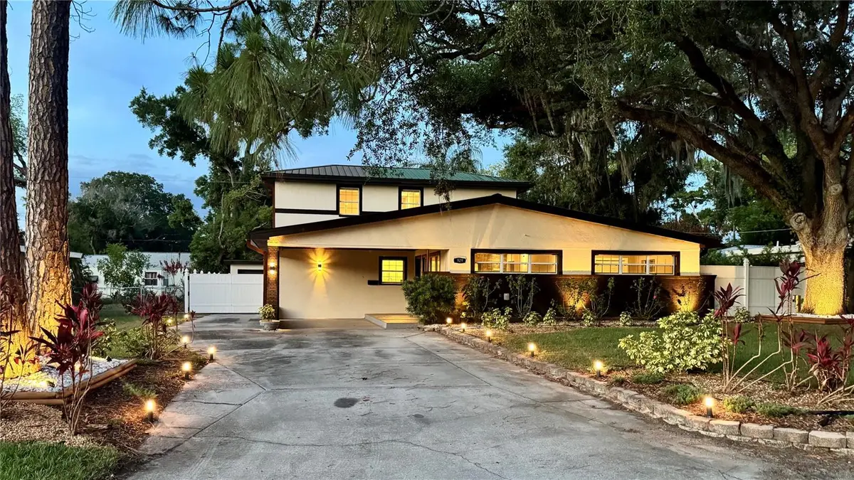 929 W Beacon Avenue, Tampa, FL 33603 - #1