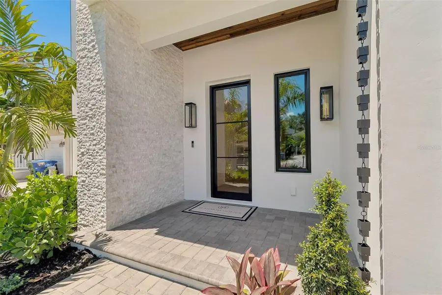 3605 W Kensington Avenue, Tampa, FL 33629 - #3