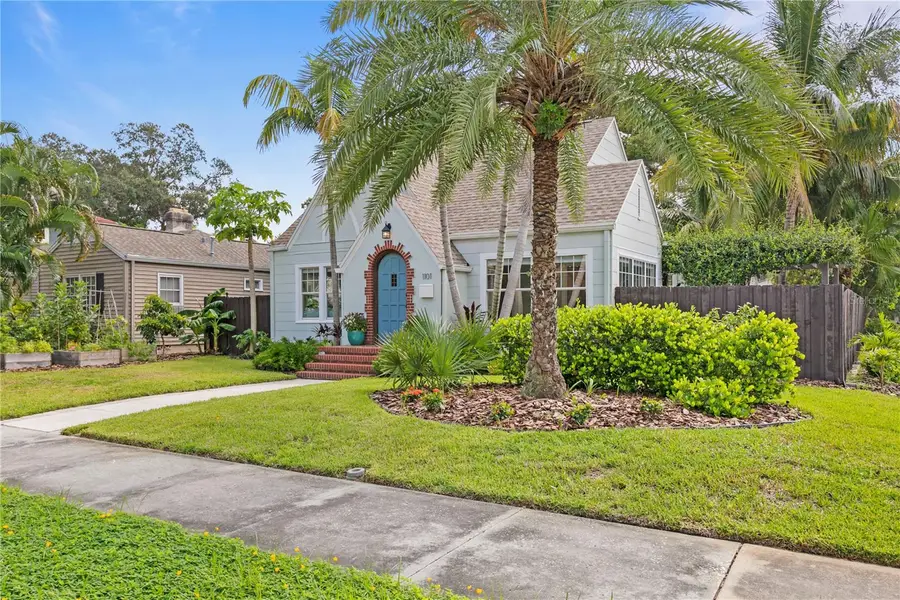 1101 11th Street N, Saint Petersburg, FL 33705 - #2