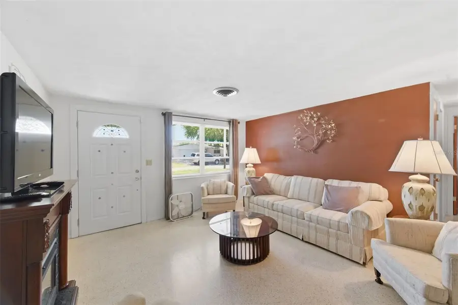 3904 Redwood Drive, Holiday, FL 34691 - #3