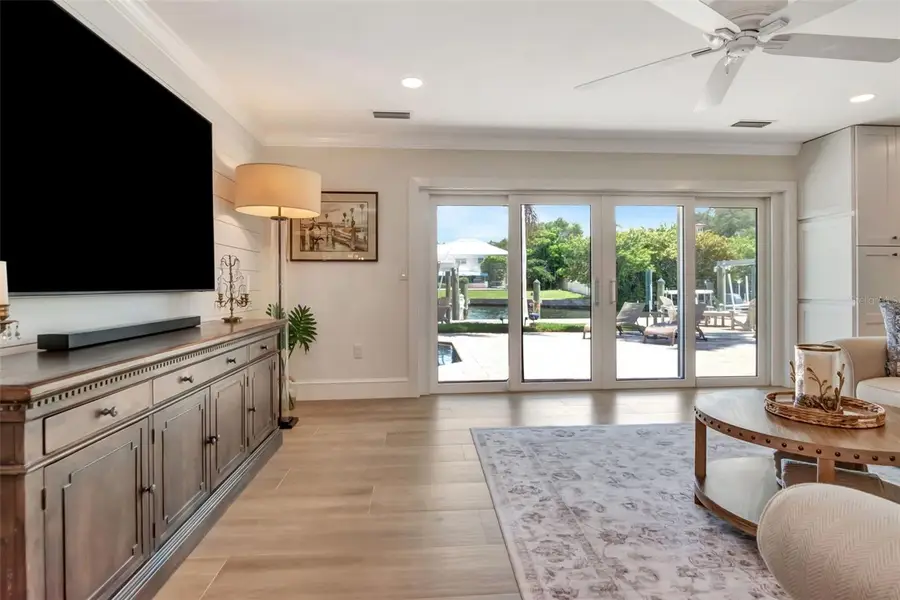 4927 W Melrose Avenue N, Tampa, FL 33629 - #3
