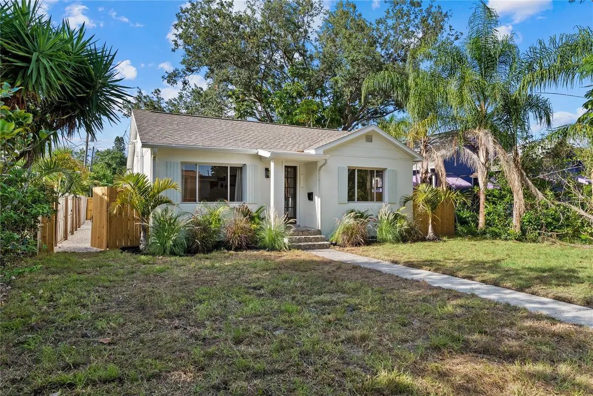1211 16th Avenue N, Saint Petersburg, FL 33704 - #1