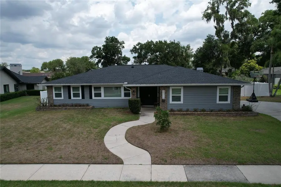 2210 Arbor Oaks Drive, Valrico, FL 33594 - #3