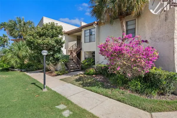 2571 Cyprus Drive #1-201, PALM HARBOR, FL 34684