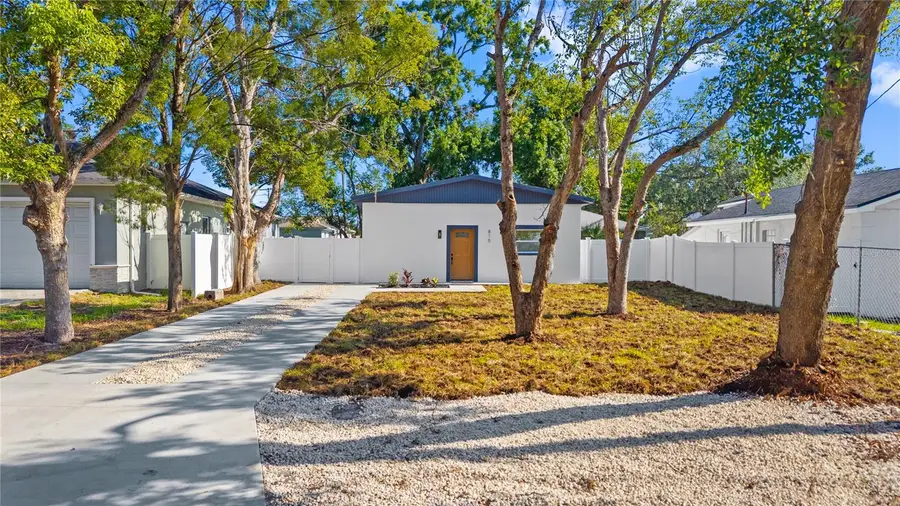 815 W Minnehaha Street, Tampa, FL 33604 - #2
