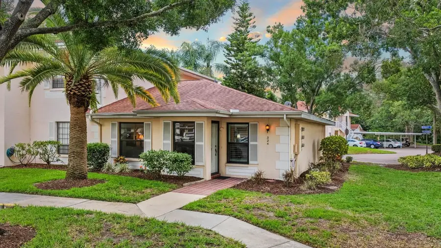 324 Kelsey Way #4, Sun City Center, FL 33573 - #2