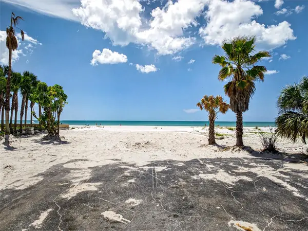 13642 Gulf Boulevard, MADEIRA BEACH, FL 33708